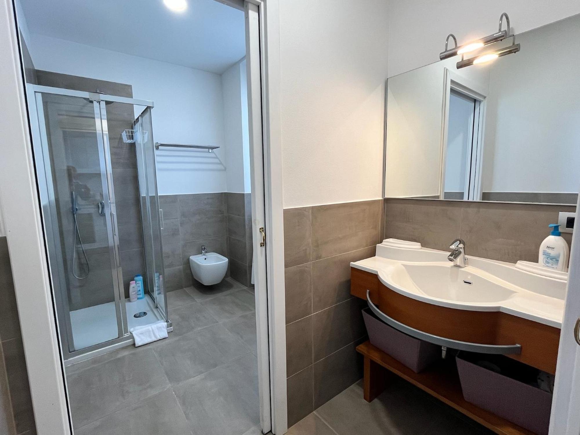 I Varenna Apartment Perledo